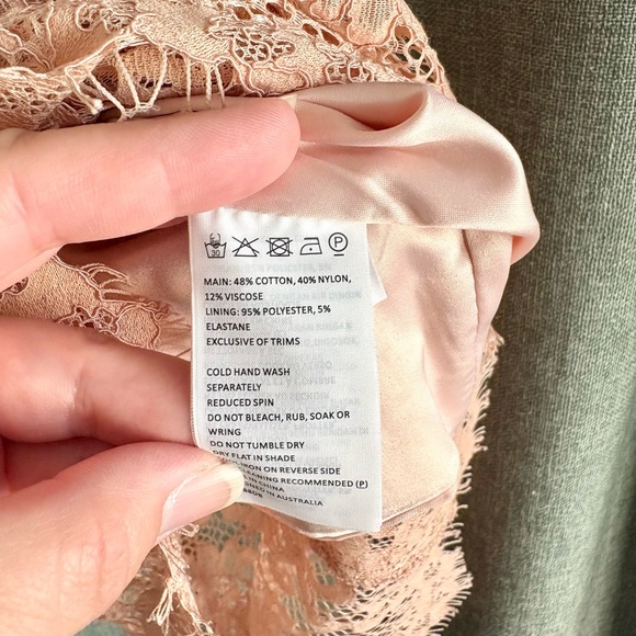 BNWT Bardot Lace Pink/Blush Dress size 6 - Picture 6 of 7
